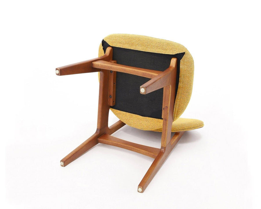 TRESTLES LOUNGE CHAIR Yellow トラッセルラウンジチェア イエロー
