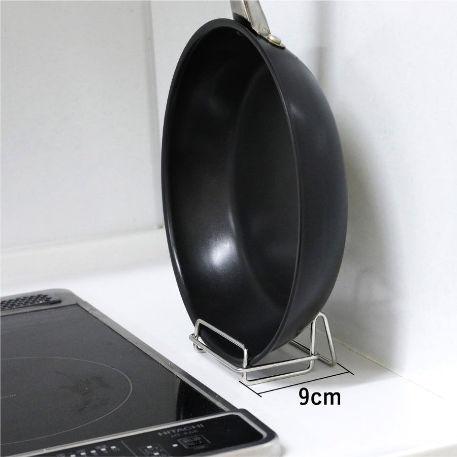 Compact frying pan stand