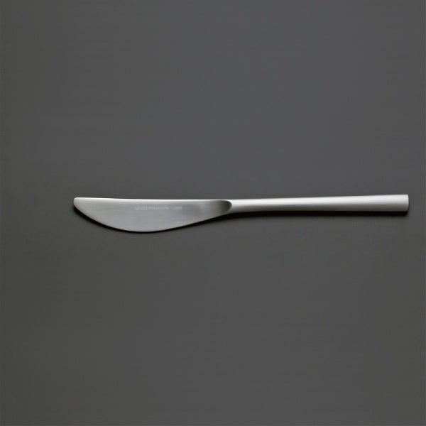 Middle knife
