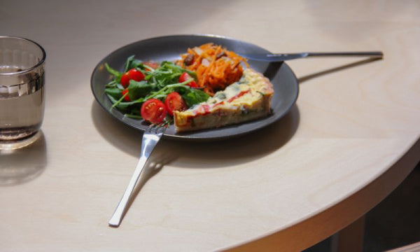 Middle knife