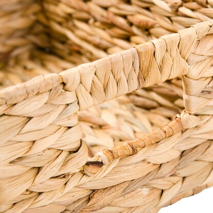 Natural Material Basket Quarter