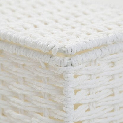 Hand-knitted mini storage box with lid, Lila (white)