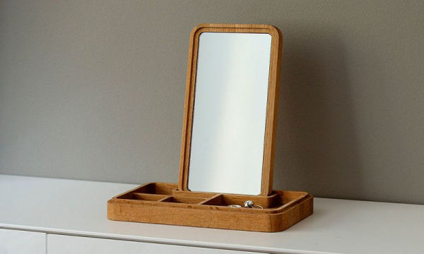 Mirror Box ミラー ボックス