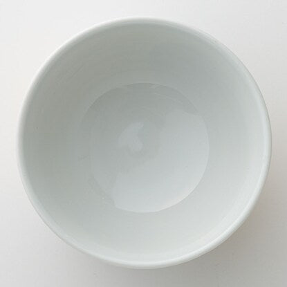 Lightweight tea bowl with gold-colored round pattern GY (Arita ware)