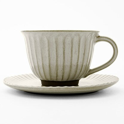 Cup and saucer (Tang tea cutting MT-71)