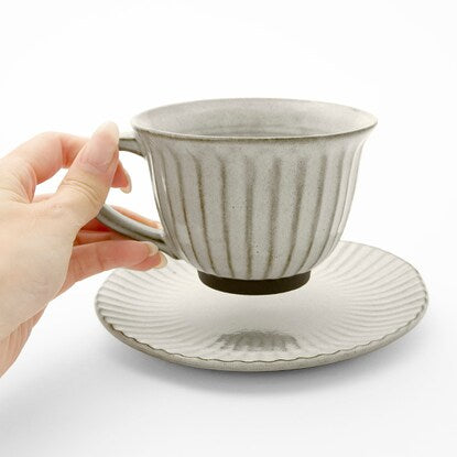 Cup and saucer (Tang tea cutting MT-71)