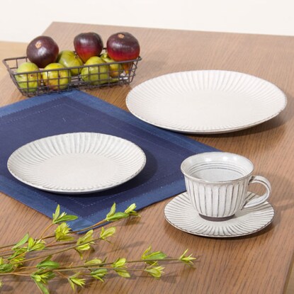 Cup and saucer (Tang tea cutting MT-71)