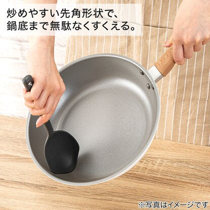 Silicone spoon that fits around the corners of pots (KT05)