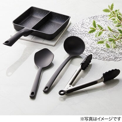 Silicone spoon that fits around the corners of pots (KT05)