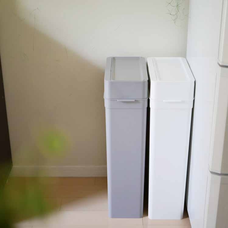 Seals 25 Airtight Dustbin, White