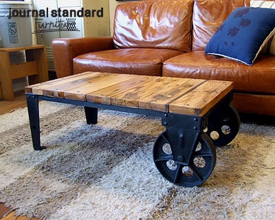BRUGES DOLLY TABLE