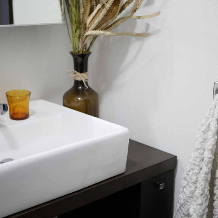TOWEL HOLDER SQUARE