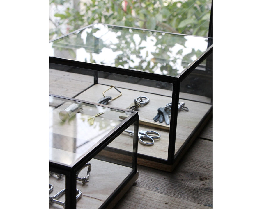 Display Cabinet ディスプレイキャビネット