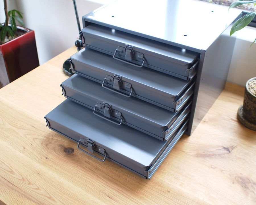Compartment Box with Rack