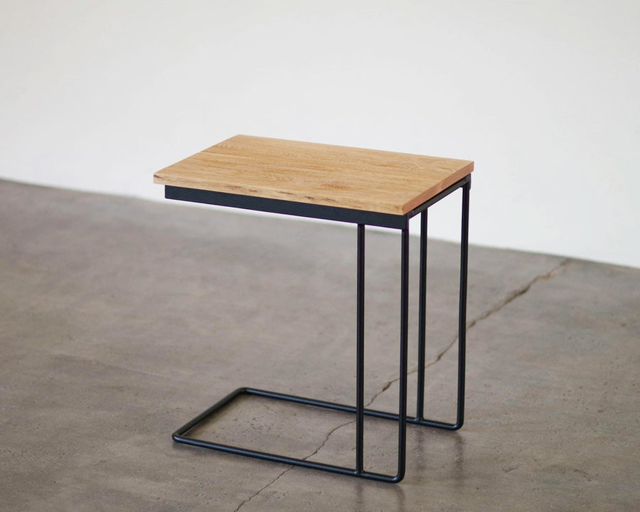 U OAK SIDE TABLE