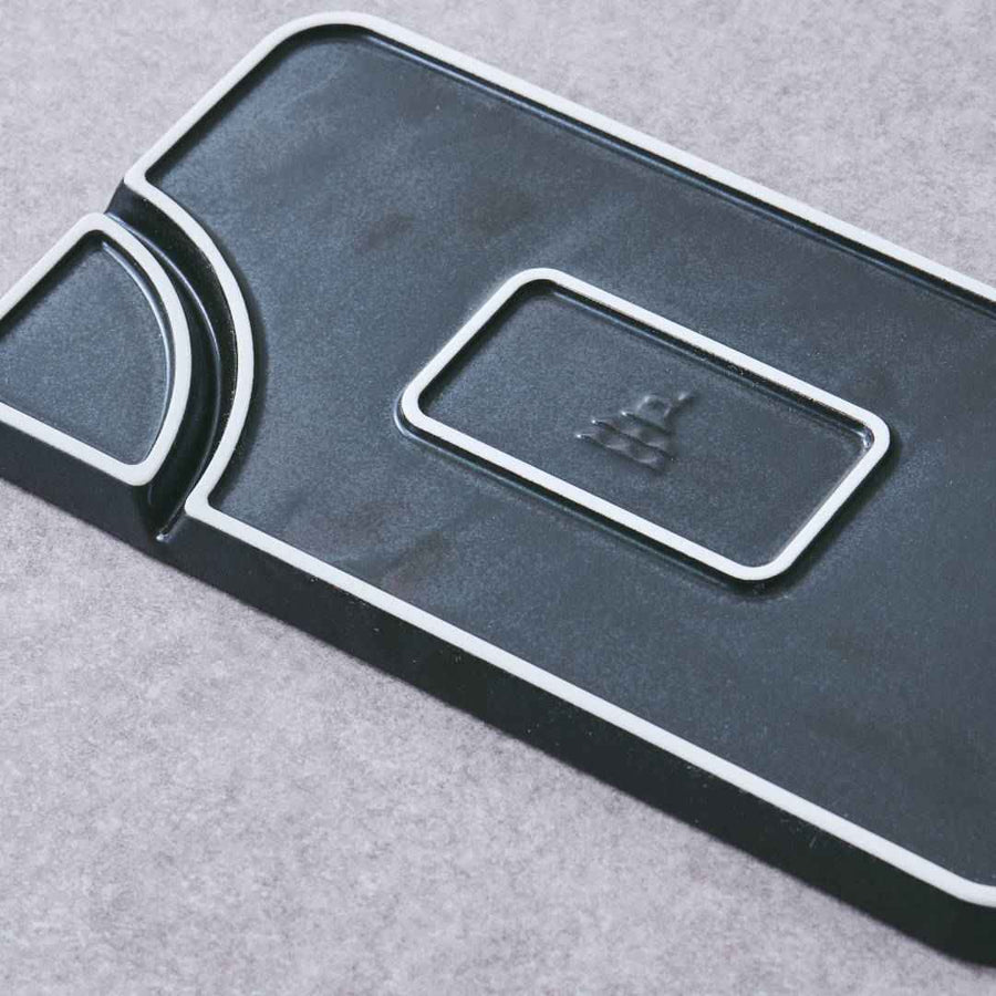 仕切のプレート