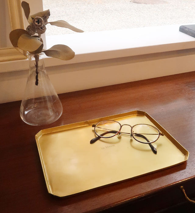 in bloom (in bloom) Recto tray L size