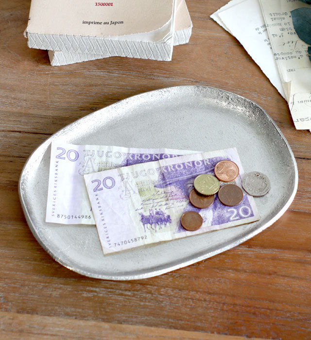 santolina aluminum oval tray