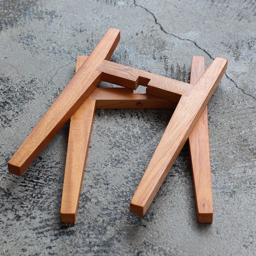 NEIN MARKE Mahogany Pot Stand S High