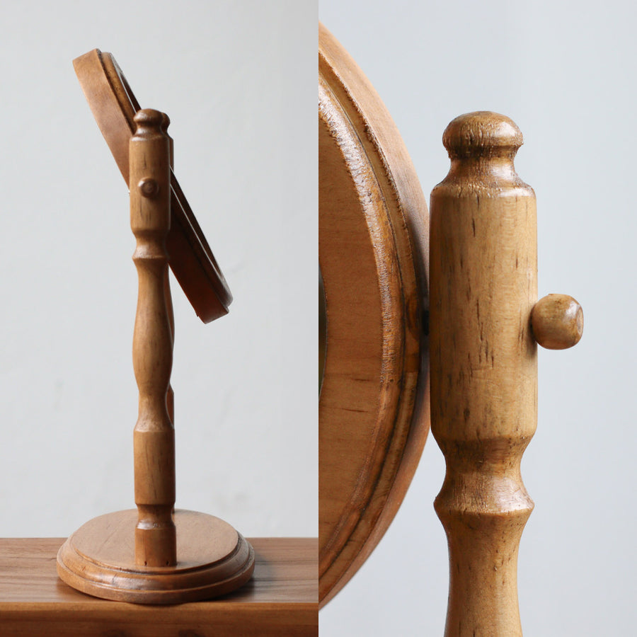 NEIN MARKE Pine Stand Mirror Round