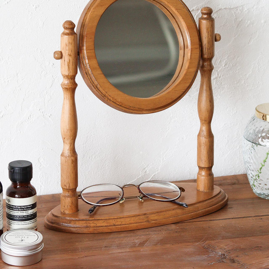 NEIN MARKE Pine Stand Mirror Round