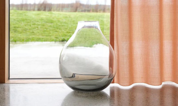 Flower vase no.24 smoke gray