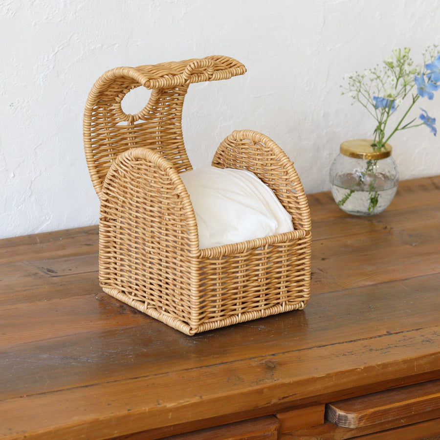 UTILE Compact Tissue Case