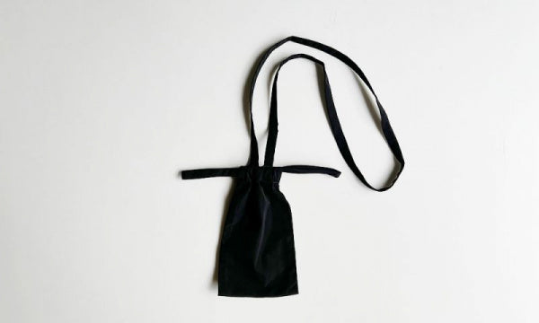 formuniform for iphone black