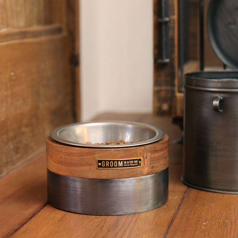 WOOD & IRON FEEDING BOWL