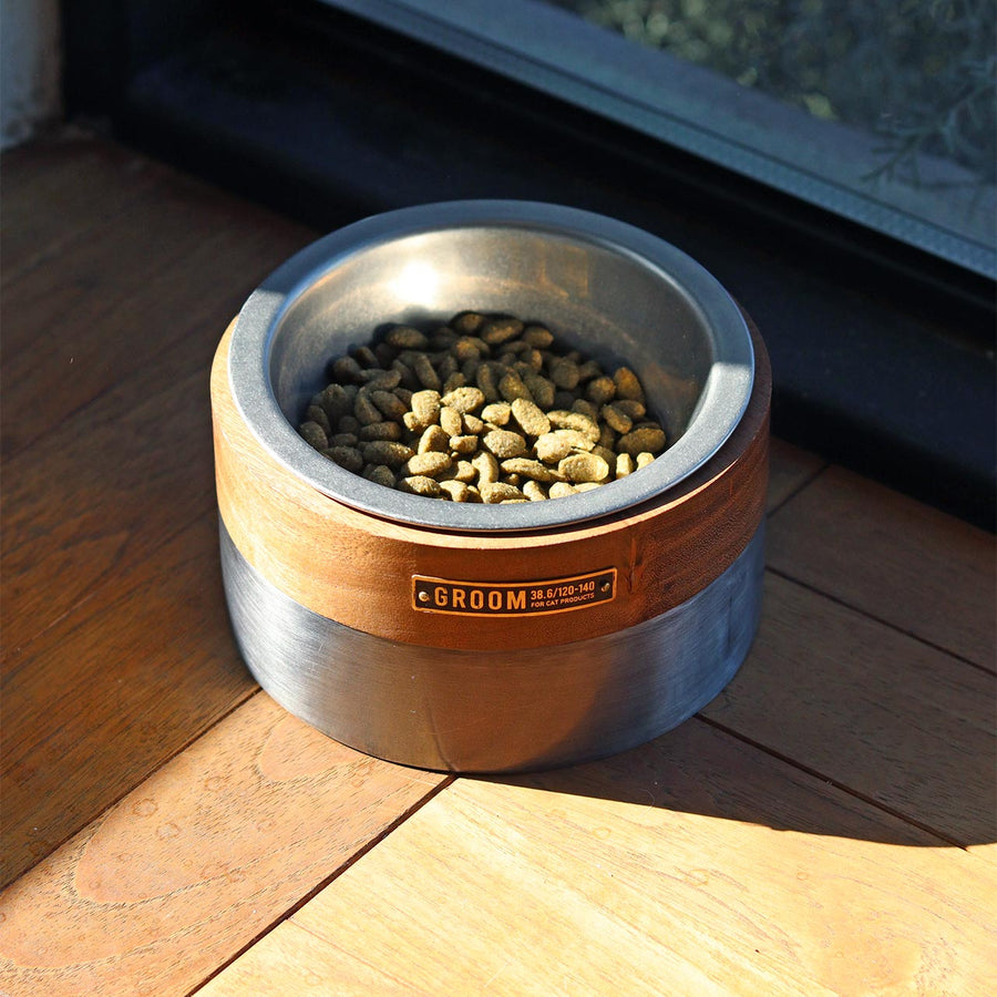 WOOD & IRON FEEDING BOWL