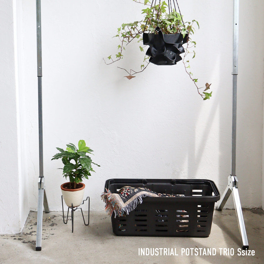 INDUSTRIAL POTSTAND TRIO S