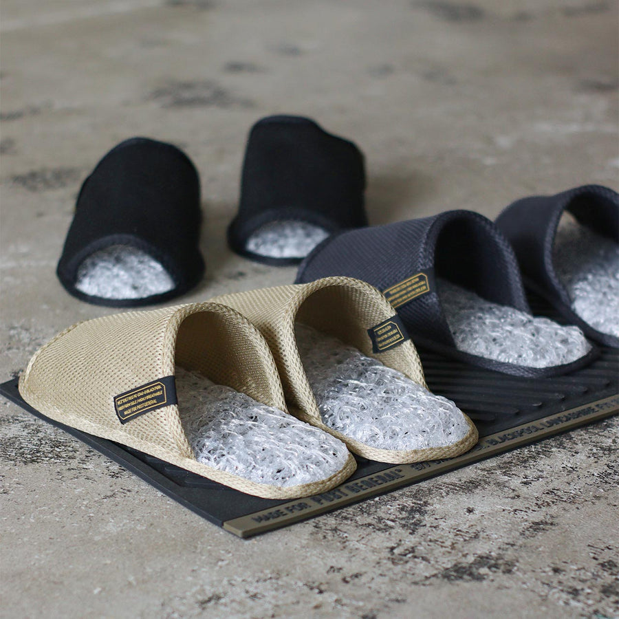 BREATHABLE SLIPPER Slippers L