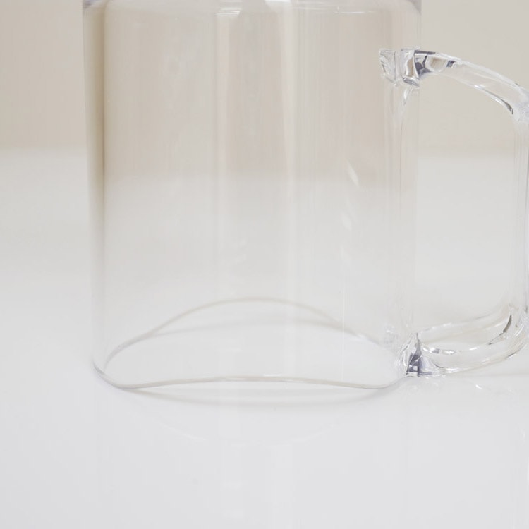 Water-draining stand mug, clear