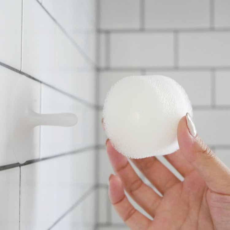 洗面スポンジ POCO吸盤付き ホワイト