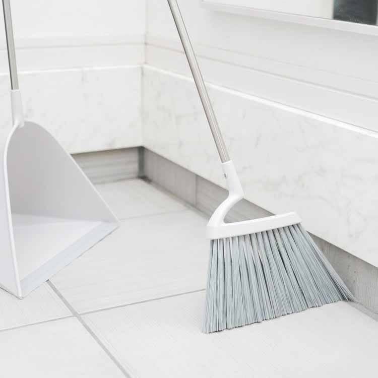 Sweep White Gray