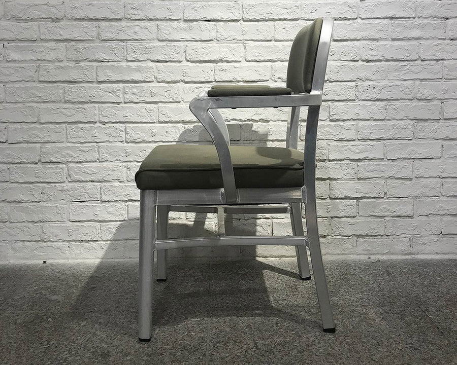 MORGAN ARM CHAIR OLIVE GREEN モルガンアームチェア オリーブグリーン