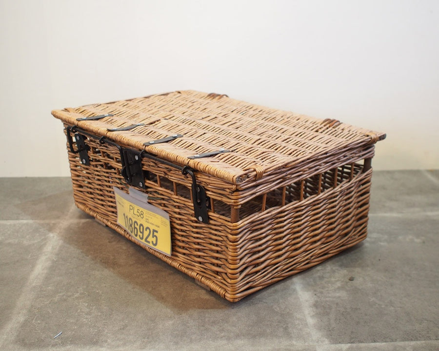 ROUND TRIP BASKET