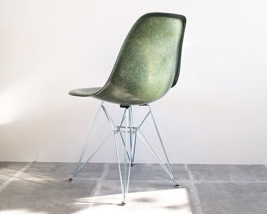 Eames side shell chair オリーブグリーン