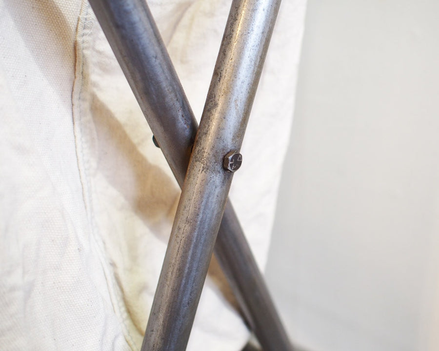VINTAGE FOLDING LAUNDRY HAMPER