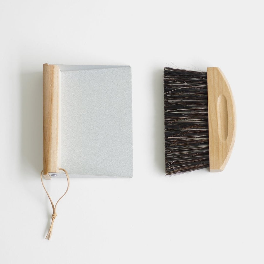 table brush set