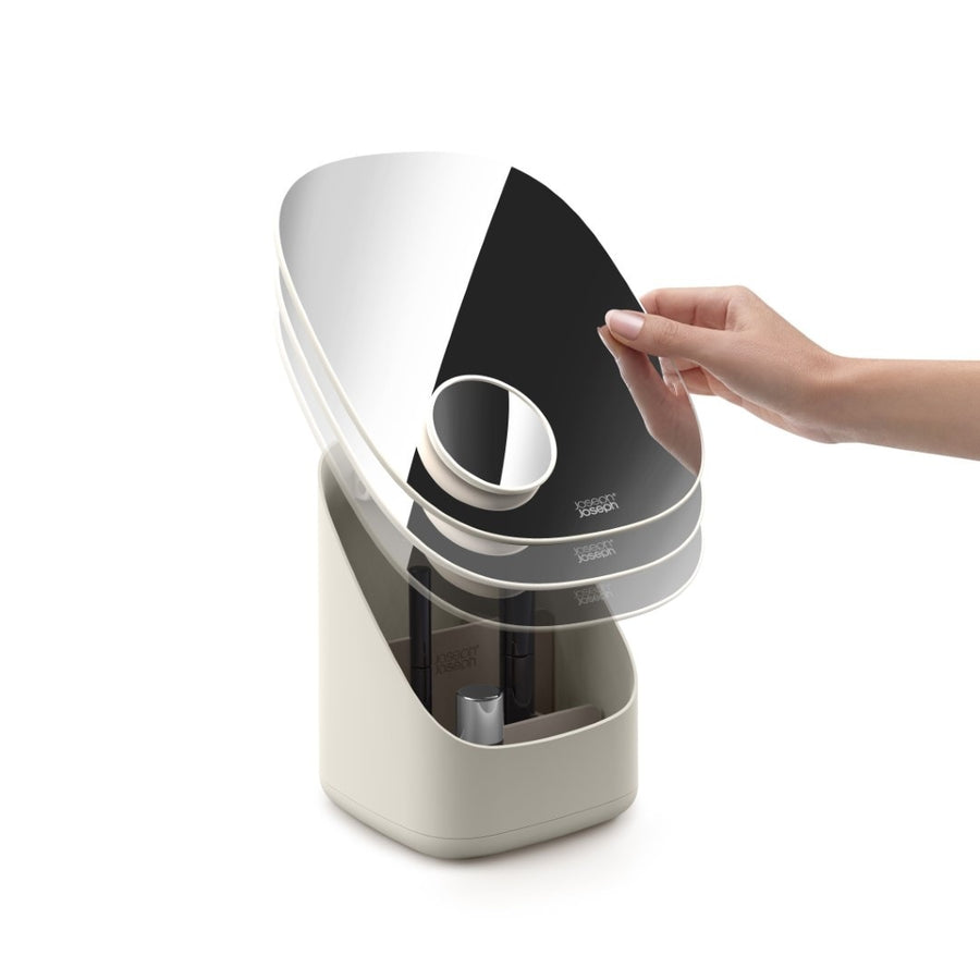 Cosmetic organizer with mirror