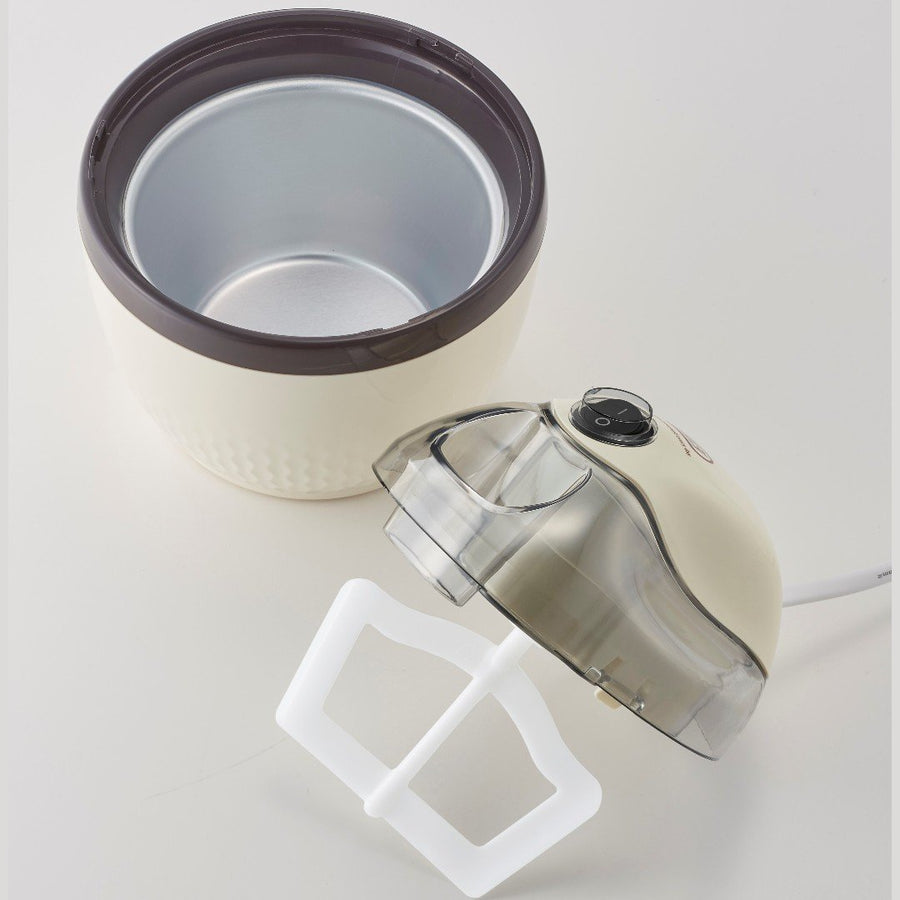ice cream maker