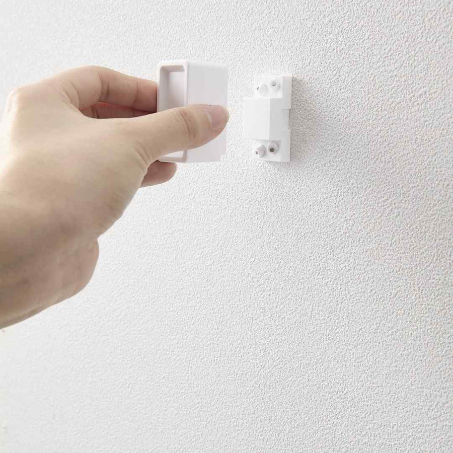 tower マグネットで付けるウォール靴ベラ 石こうボード壁対応