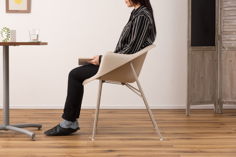 アームチェア ベージュ