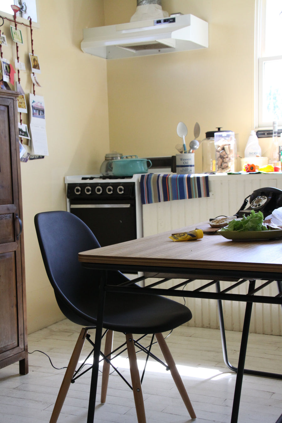 ルイス チェア ブラック