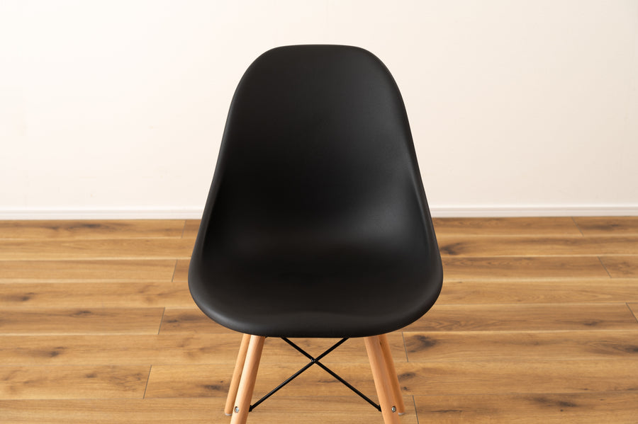 ルイス チェア ブラック