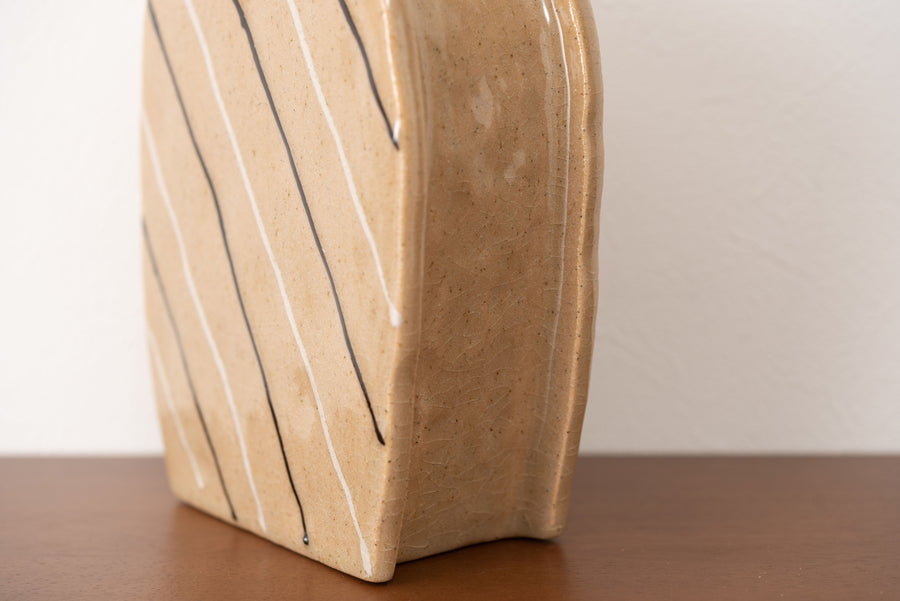 フラワーベース ベージュ