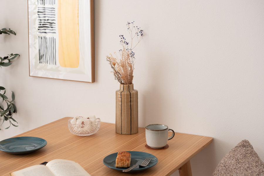 フラワーベース ベージュ