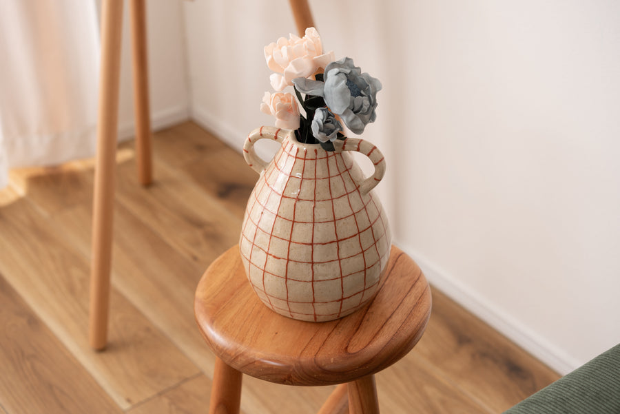 フラワーベース ベージュ