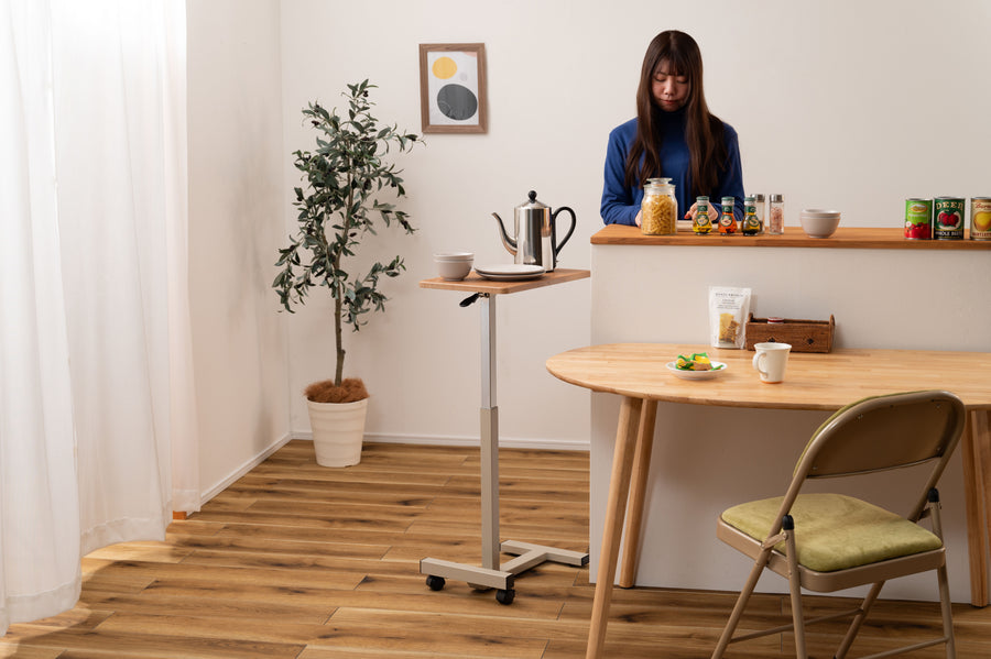 Lift-up side table, natural